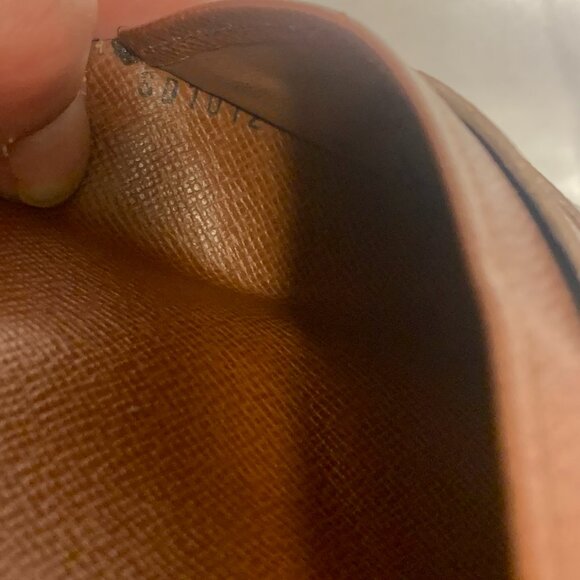 LOUIS VUITTON LONG XL WALLET - Picture 8 of 13